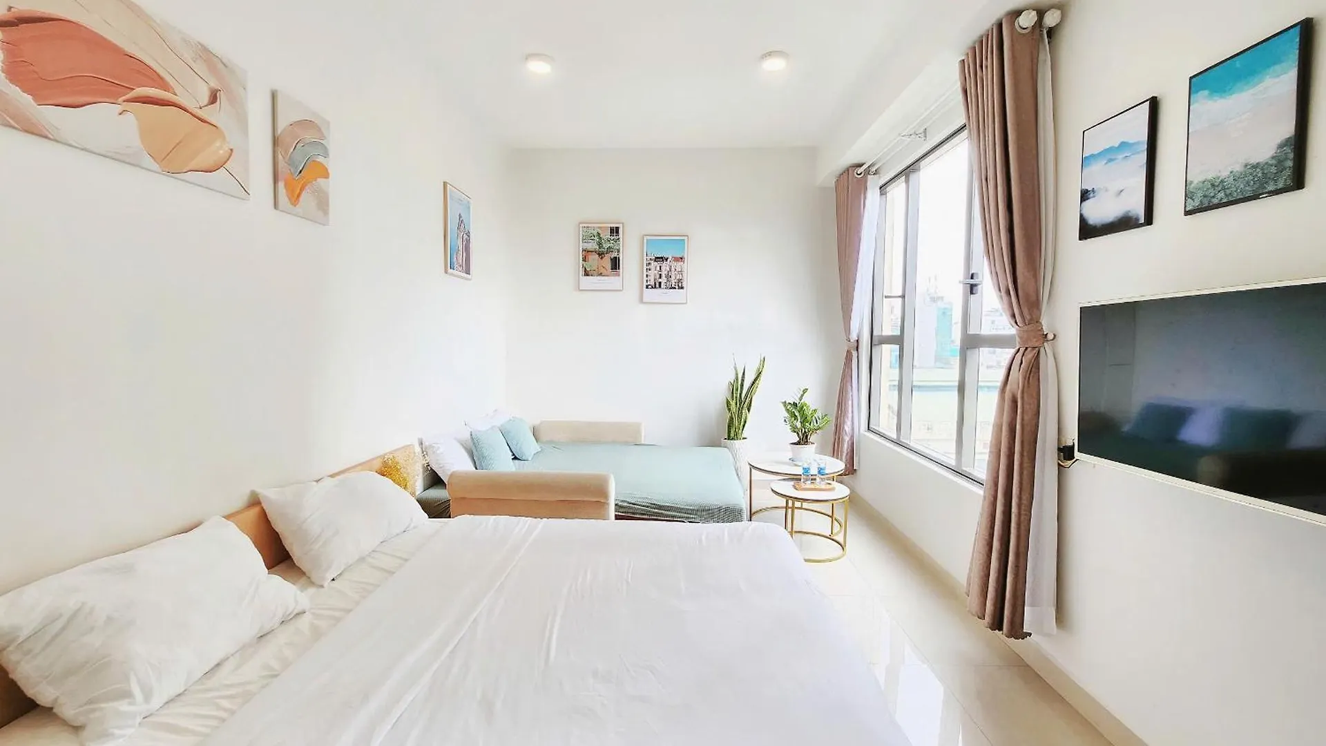 City View, 1Km To Center, Br & Sofa Bed, Free Gym Ho Chi Minh City