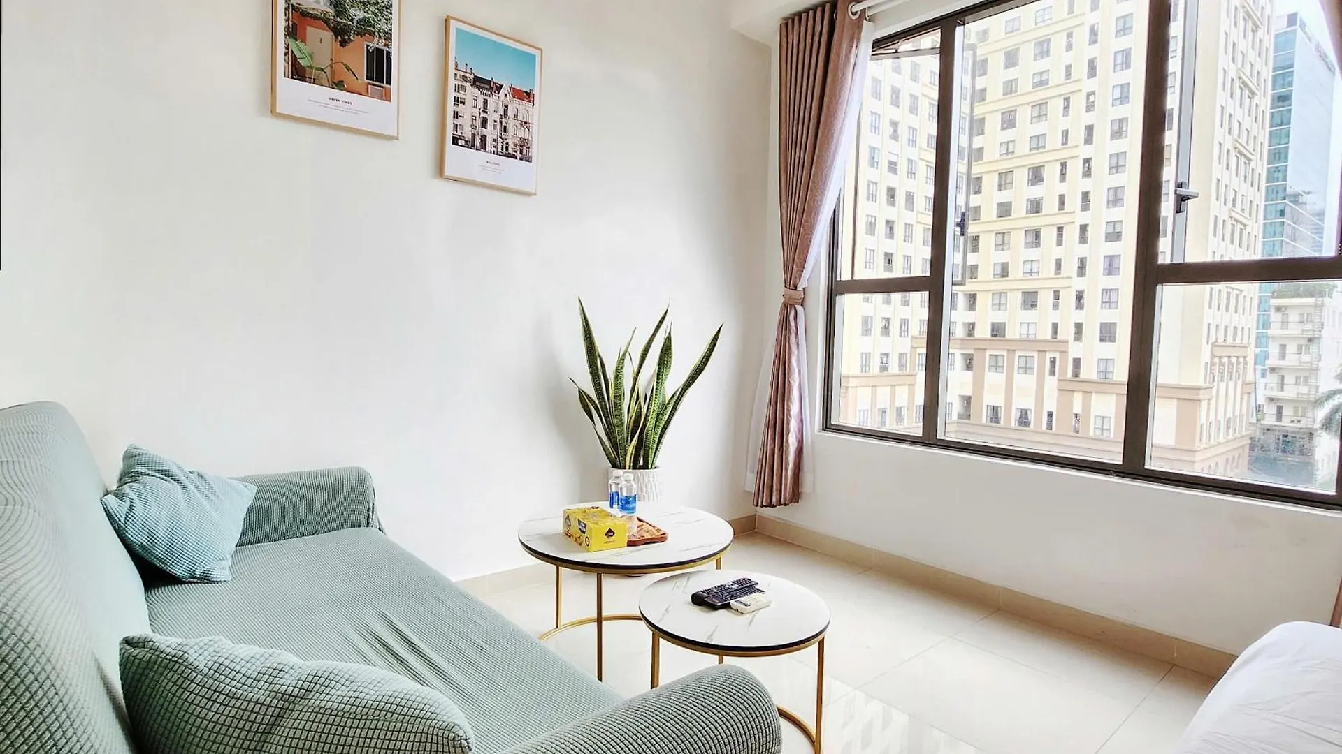 City View, 1Km To Center, Br & Sofa Bed, Free Gym Ho Chi Minh City Vietnam