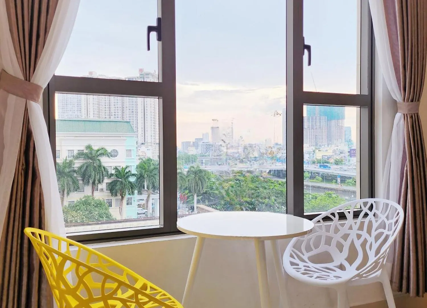 City View, 1Km To Center, Br & Sofa Bed, Free Gym Ho Chi Minh City 0*,  Vietnam